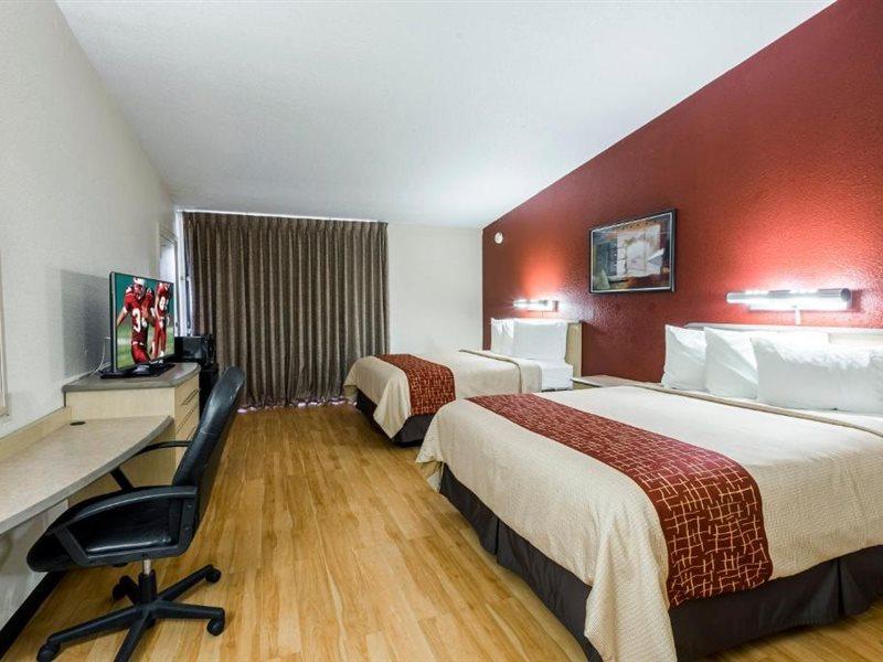 Red Roof Inn & Suites Brunswick I-95 Dış mekan fotoğraf