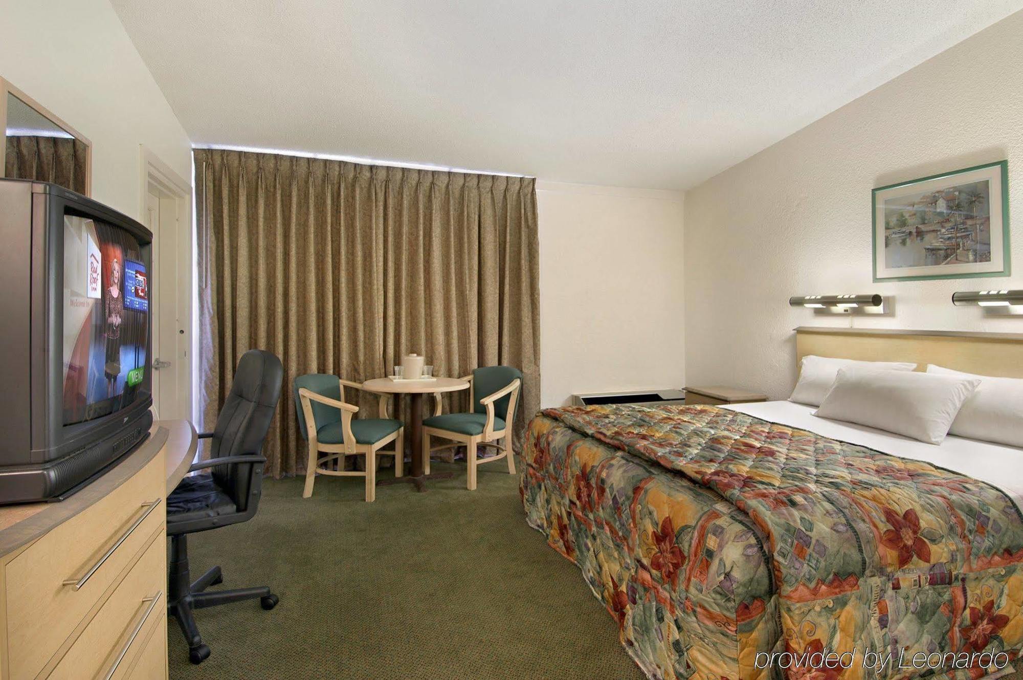 Red Roof Inn & Suites Brunswick I-95 Dış mekan fotoğraf